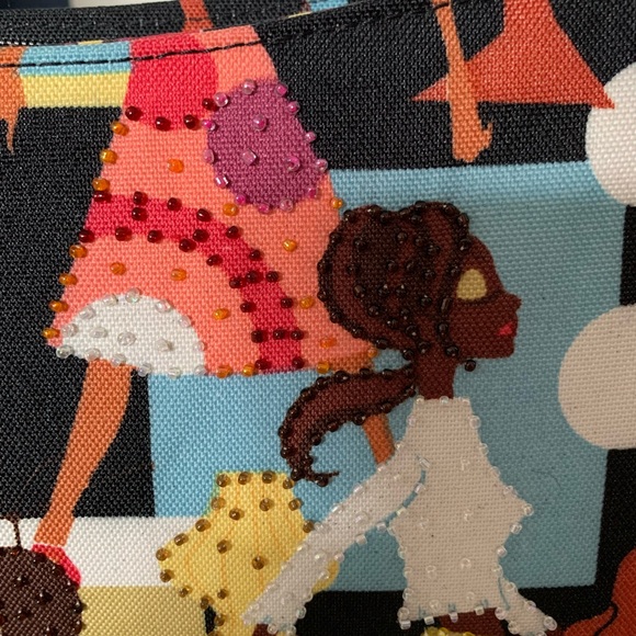 NEW Multicolored Contemporary ‘Scene’ Purse - Picture 2 of 12